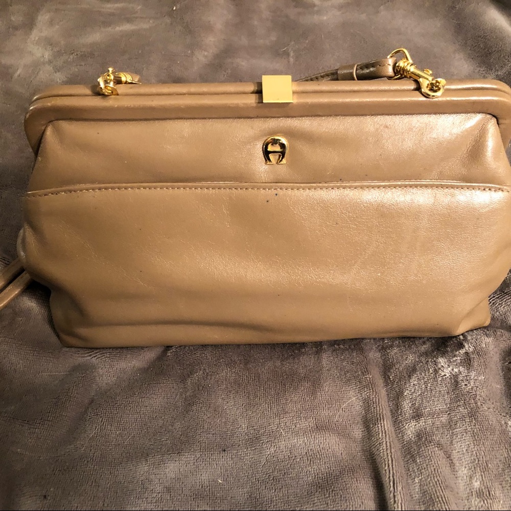 Etienne Aigner  Vintage Shoulder/clutch handbag